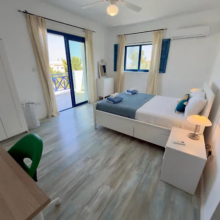 Mykonian Aura Luxury * Protarász
